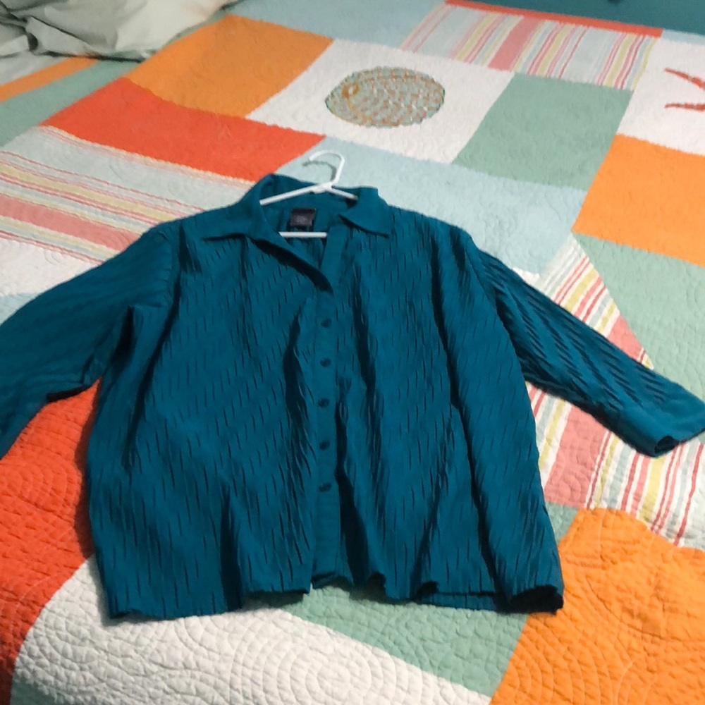 Ladies dress shirt